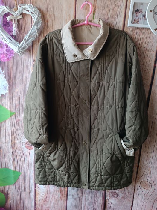 Весняна двостороння куртка р 54.