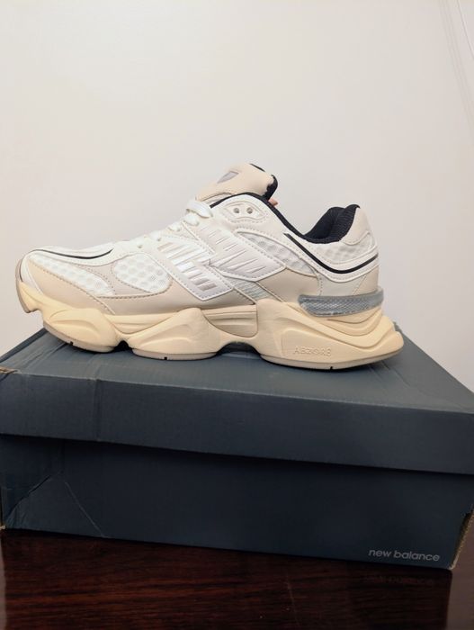 New Balance 9060 M