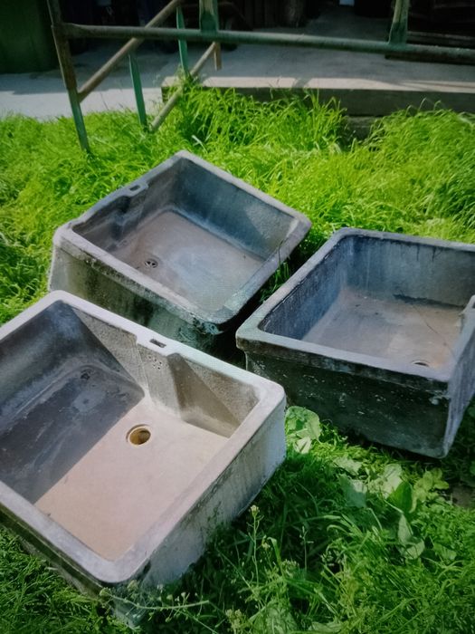 Umywalka po starej plebanini