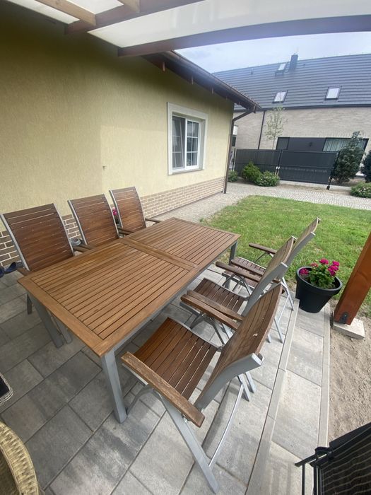 Komplet mebli drewnianych