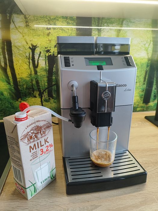 Ekspres do kawy Saeco lirika + spieniacz do mleka.