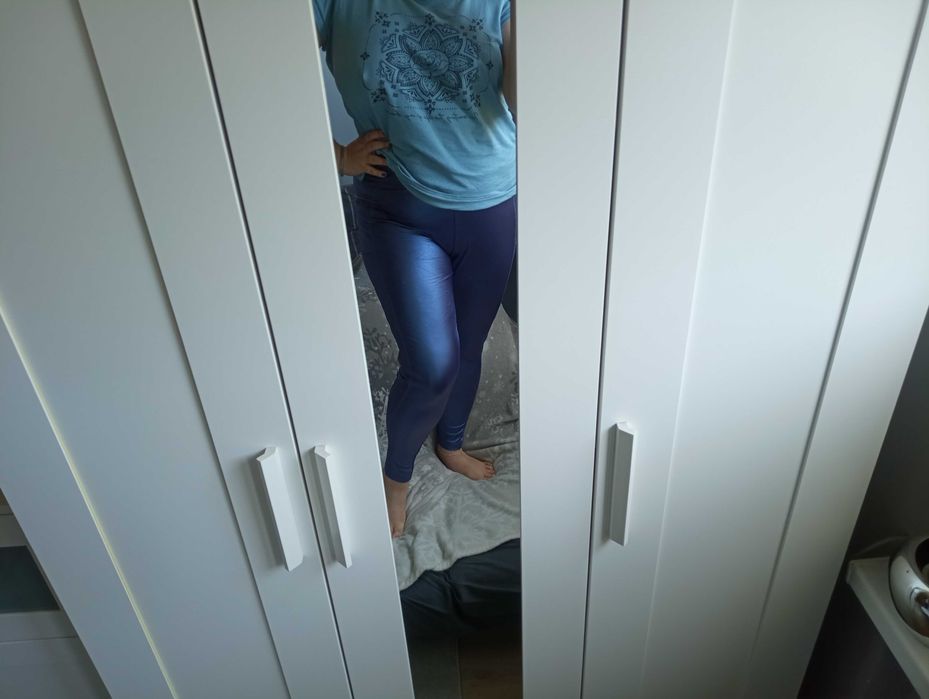 Błyszczące legginsy,XL
