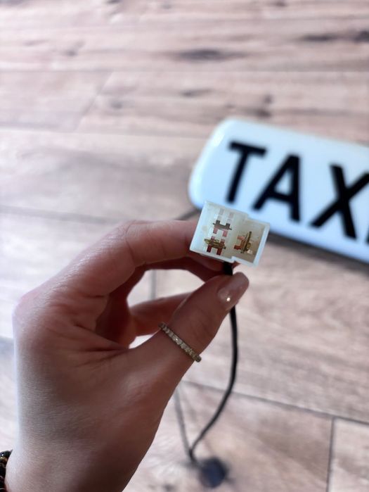 Taxometr z pełnym okablowaniem + kogut