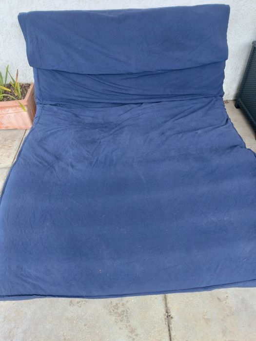 Cama de jardim IKEA