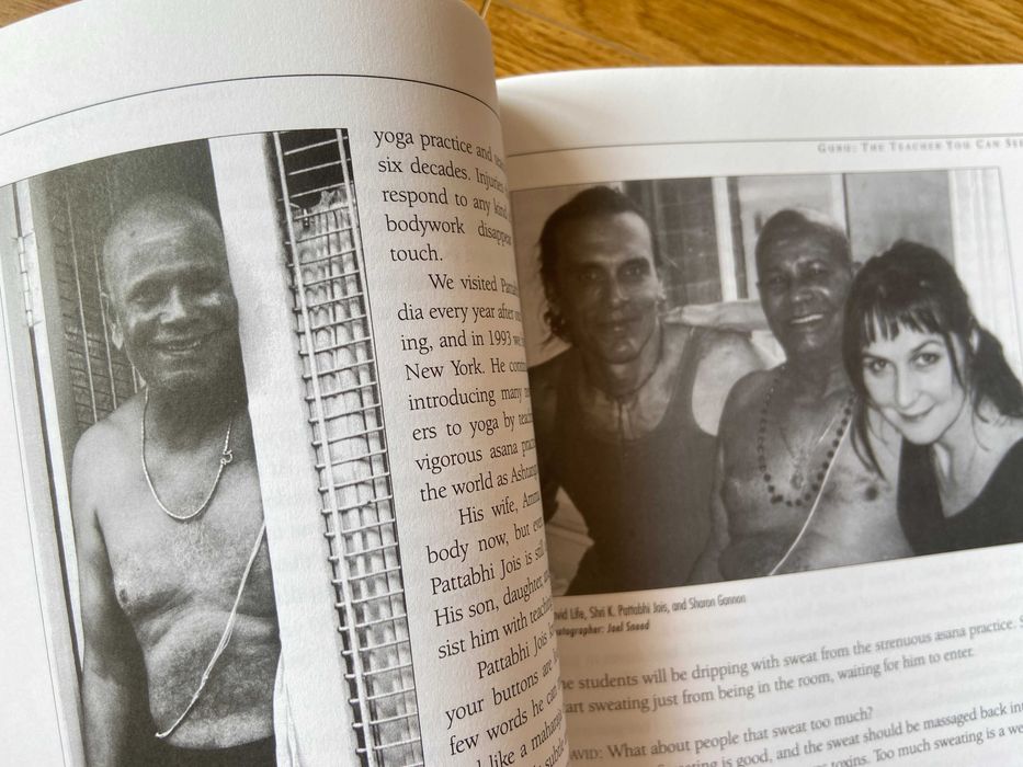 "JIVAMUKTI YOGA" by Sharon Gannon and David Life