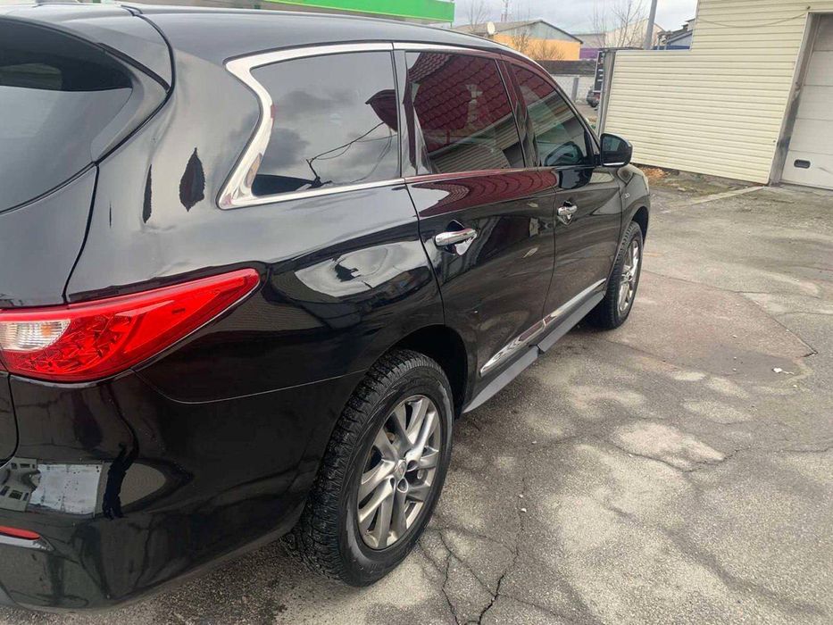 Продам сімейний  Infiniti QX60