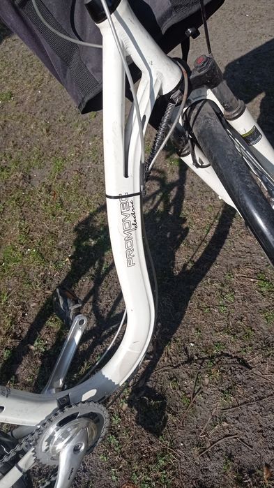 Rower miejski w kolorze białym