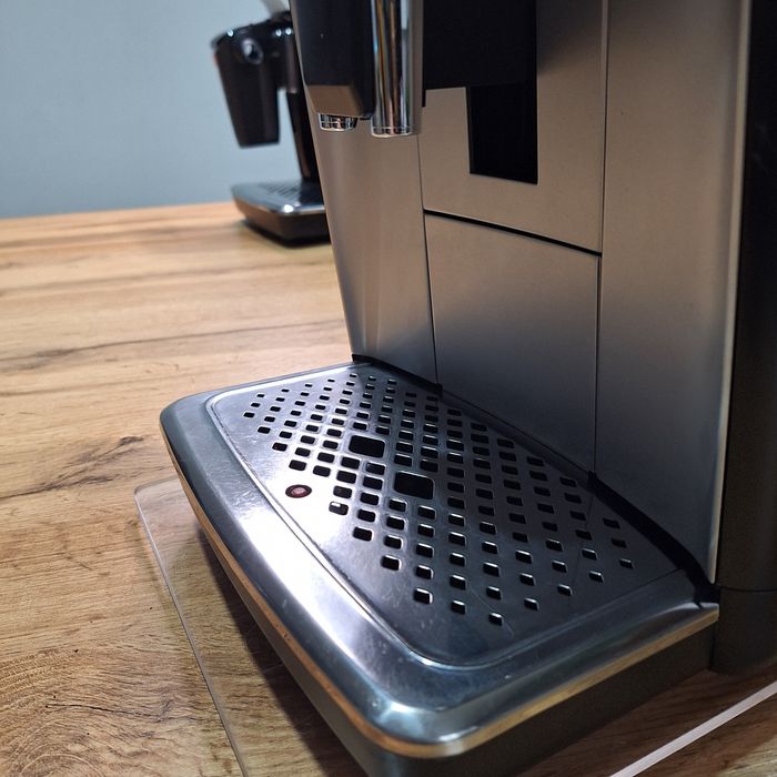 Кавомашина Philips LatteGo (EP3246)