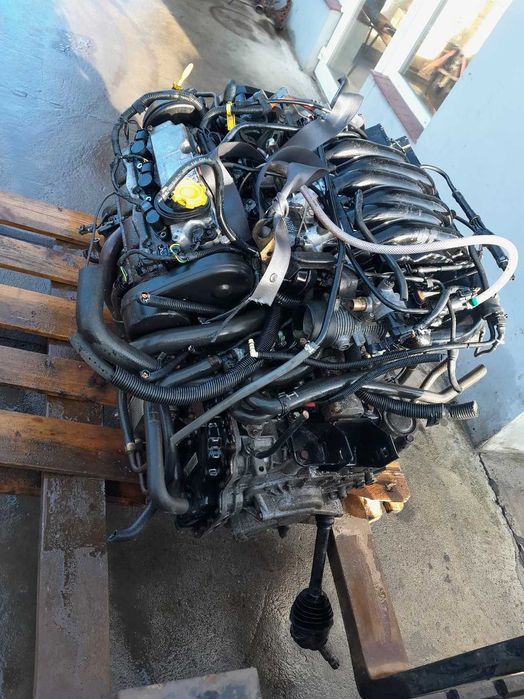 Land Rover Freelander 2.5 V6 - rozrusznik ( AUTOMAT )