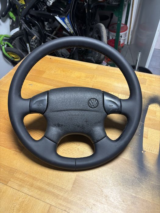 Kierownica golf 3 gt gti obszyta na nowo