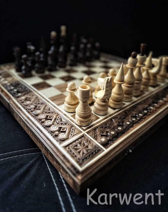 Дерев'яні Різьблені Шахмати Ручної Роботи (Шашки + Нарди)