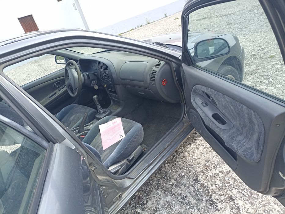 Mitsubishi Lancer 1.3 glx a andar com inspeção chumbada