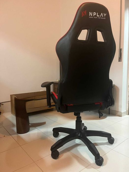 Cadeira escritório/gaming NPlay c/ almofadas de suporte