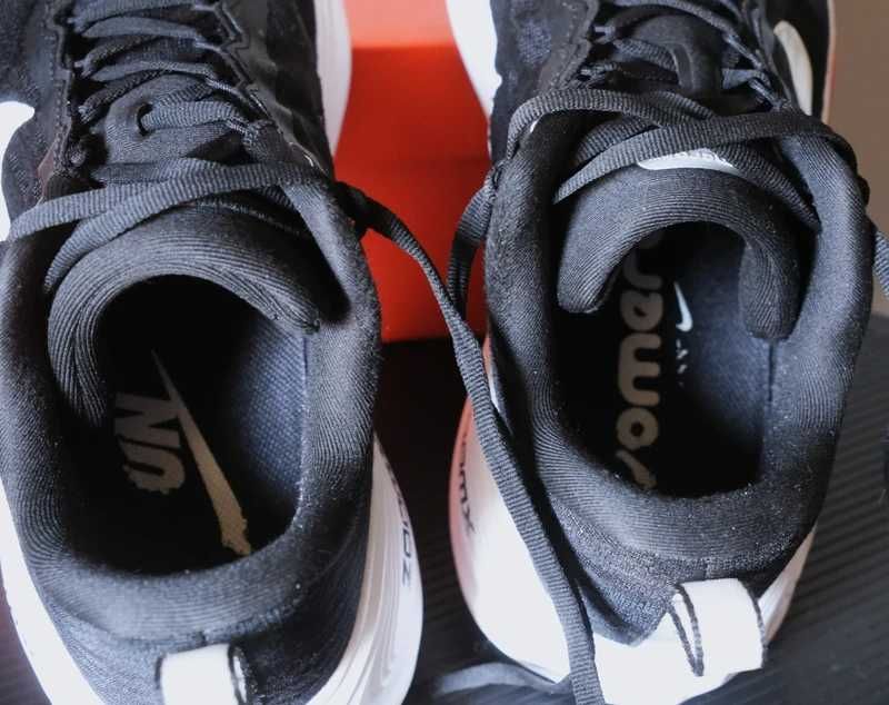 Nike ZoomX Vomero Plus