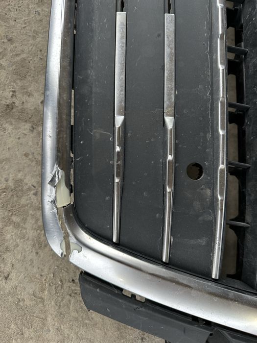 Решітка Ауді Q7 4m 2015-2020рік