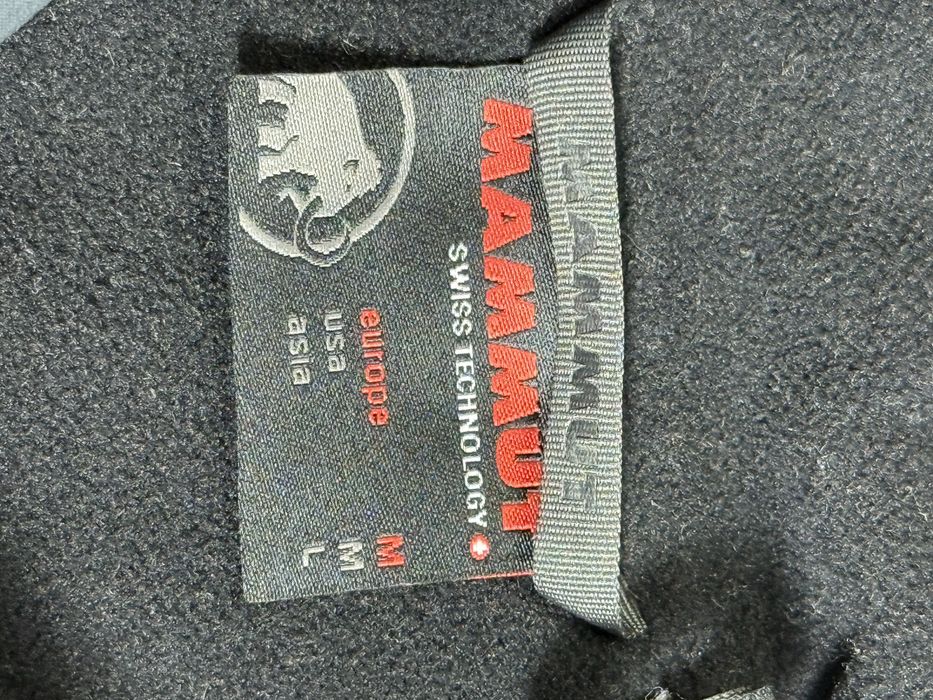 Mammut кофта оригинал M размер флисовая