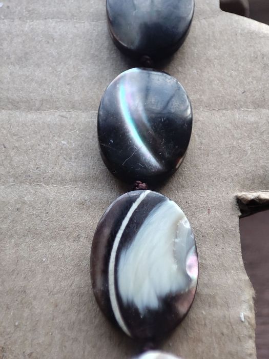 Бусы перламутр натуральный.