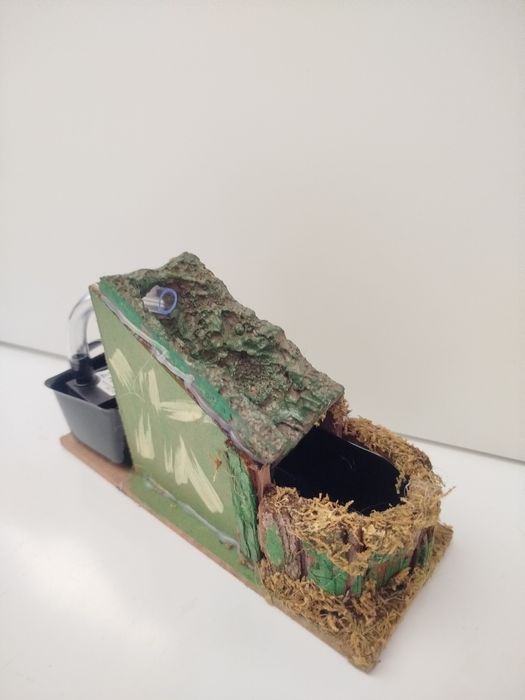 Wodospad strumień ruchoma figurka z pompą na wodę do szopki makiety