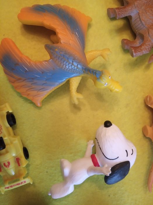 8 BONECOS de coleção