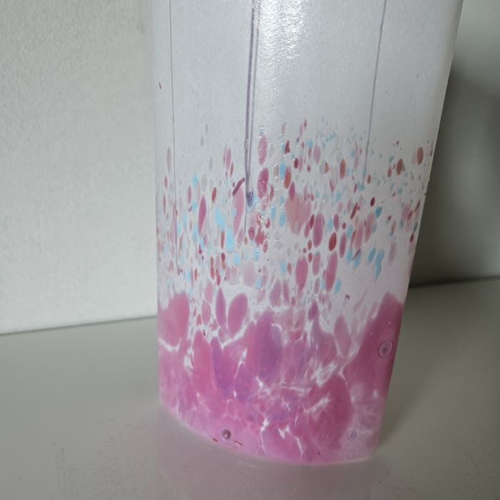 Stuart Strathearn Iestyn Davies Speckled Dusty Pink White 22cm Art Gla