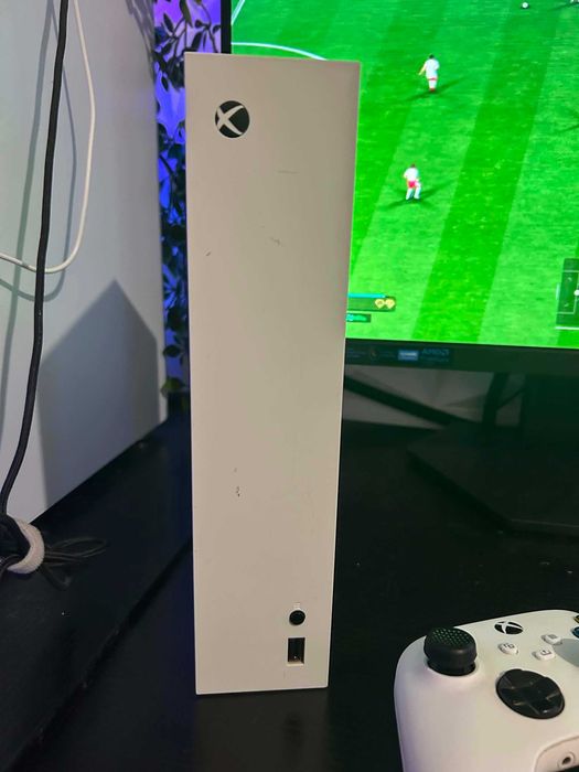 Xbox Series S 512GB + Comando