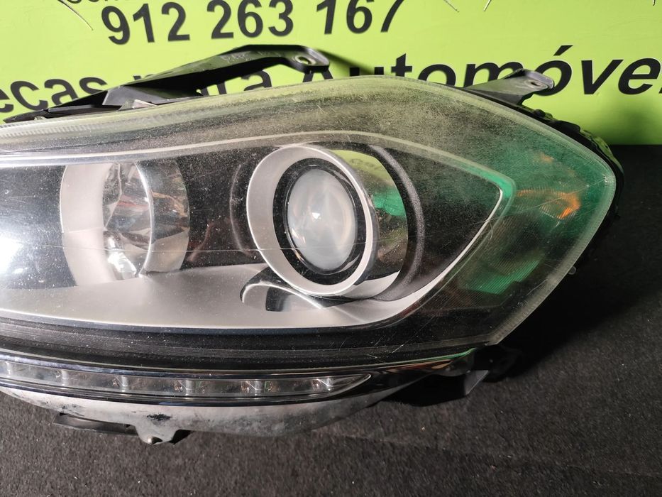 LANCIA DELTA FAROL XENON LED ESQUERDO - FF656