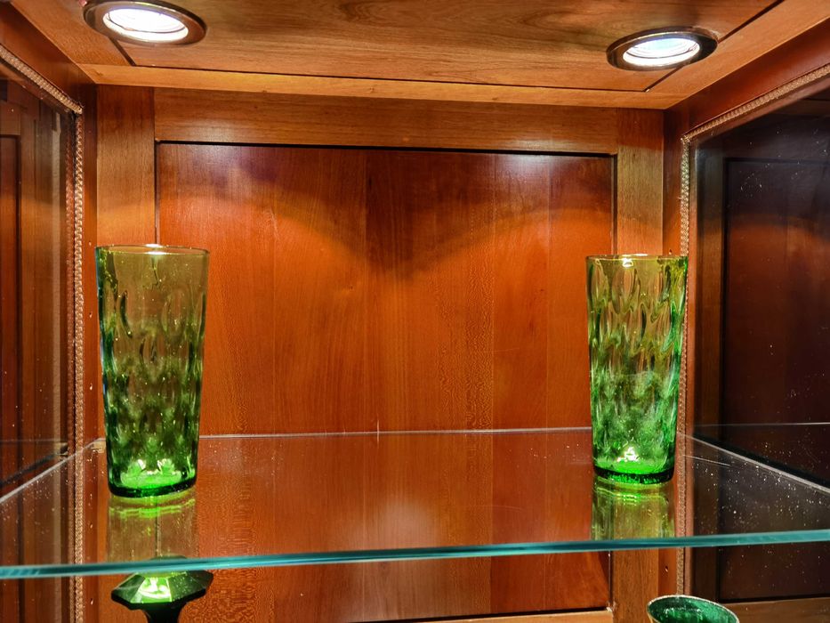 Copos de vidro antigos.