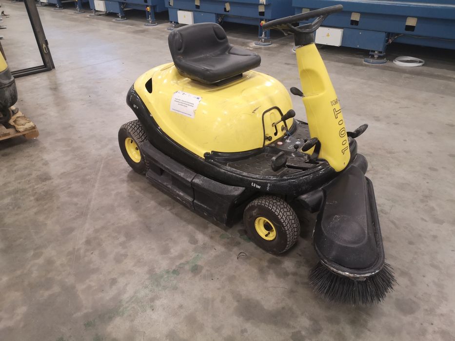 Zamiatarka Karcher KMR 1000T
