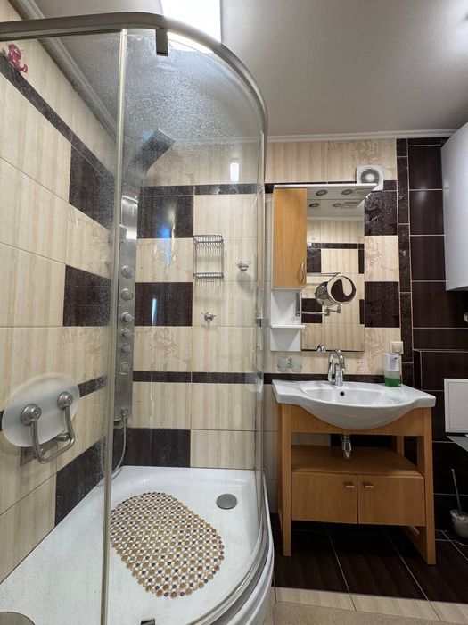 Продам 2к квартиру на ж/м Мирний