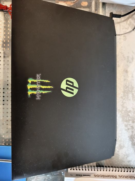 Portátil HP 16-a0044ns