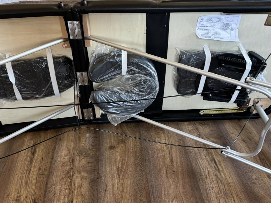 Масажний стіл оригінал