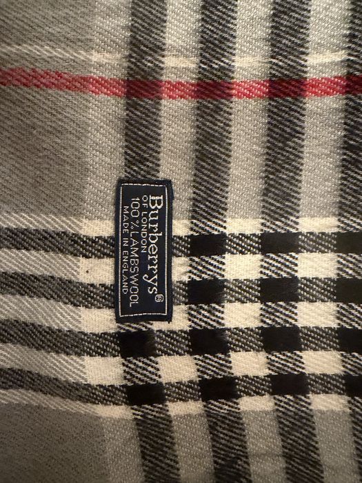 Oryginalny szal Burberry