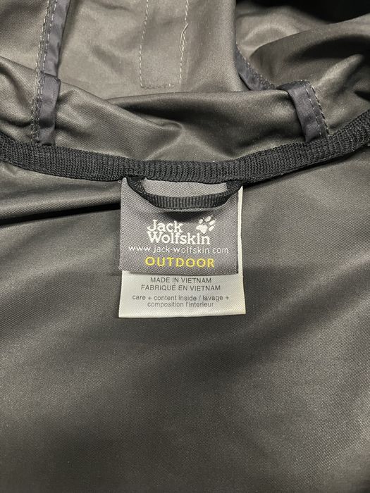 Jack Wolfskin kurtka outdoorowa – lekka, z kapturem, stan bardzo dobry