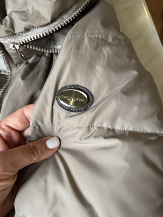 Пуховик Monte Bianco розмір S, пух/перо натуральний