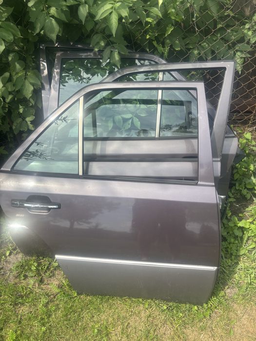 Drzwi mercedes w124 przod tyl lewe prawe