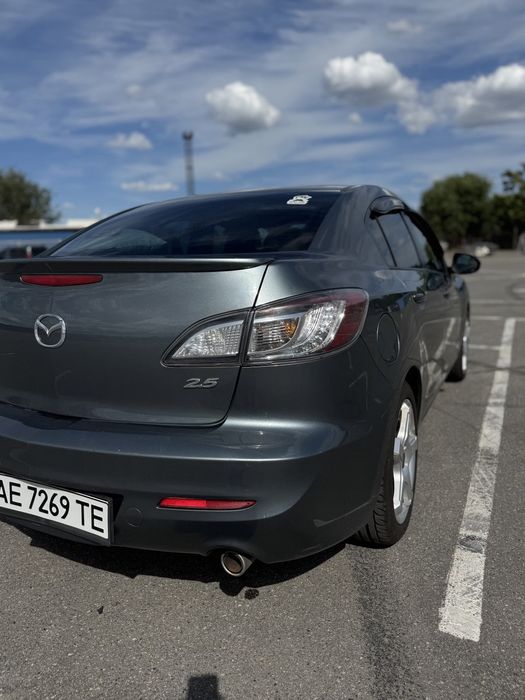 Продам Мазда 3 bl