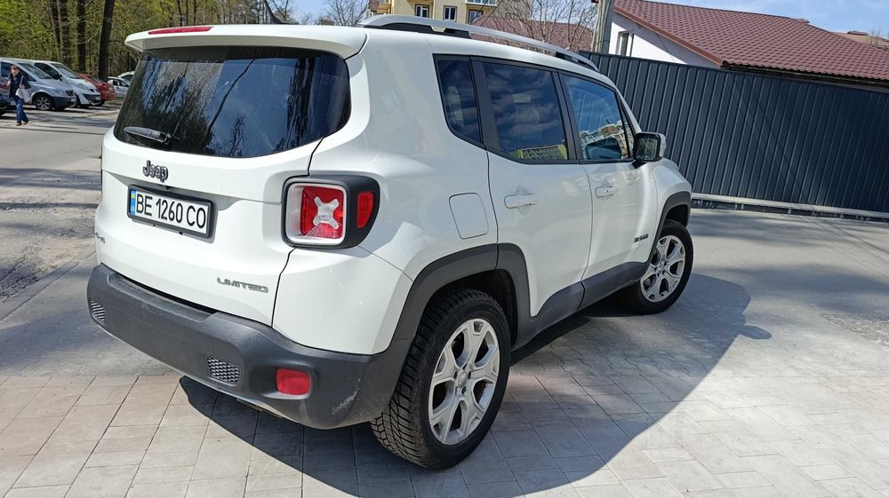 Jeep Renegade Limited 2015 | 2.4L AWD | 162 тис. км | В одних руках з 2020 року | Максимальна комплектація