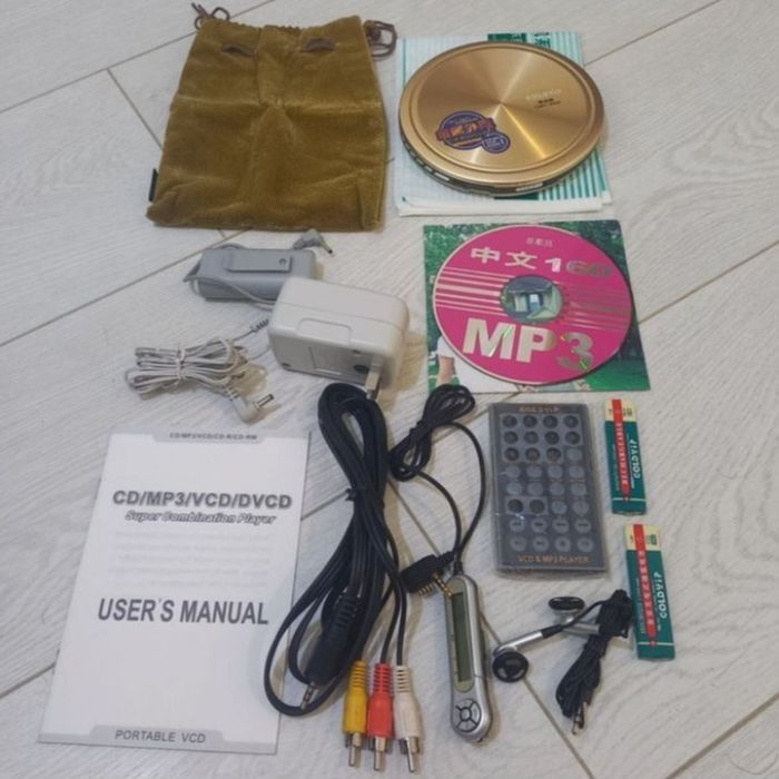 ретро CD-плеєр GOLDYIP CMV-366