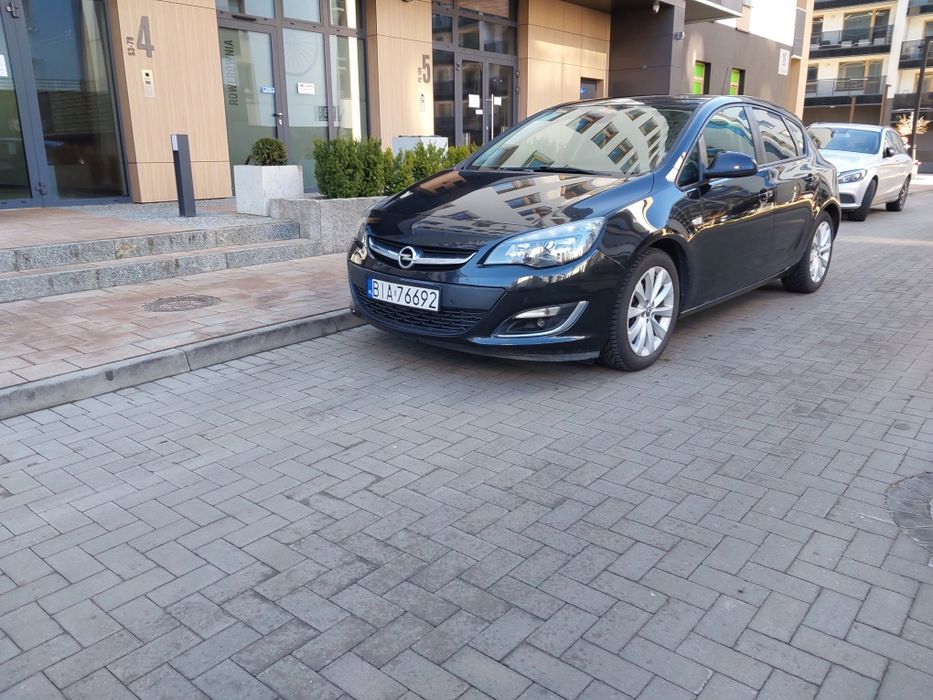Opel Astra 2013 rok Lift 1.4 T B+gaz