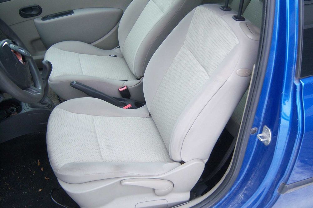 Renault clio III 3 3d fotele kanapa komplet