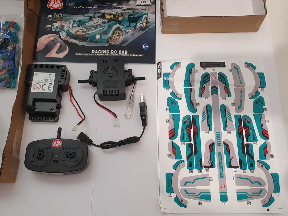 Auto sterowane pilot z klocków 452el. RC CAR wyścigowe Technic nowe