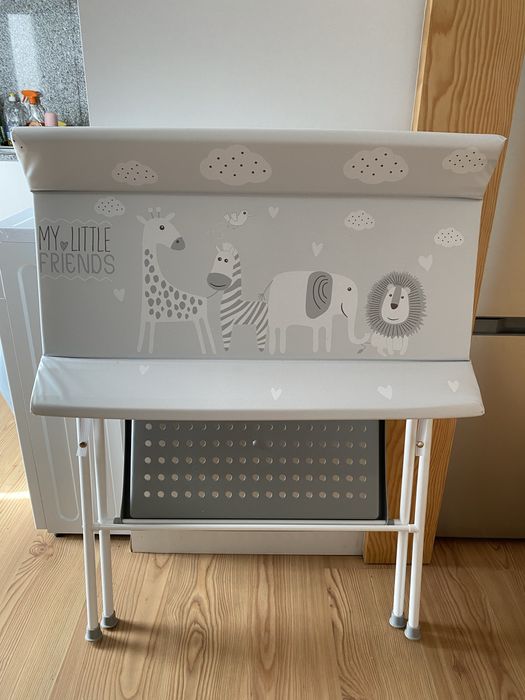 Banheira com trocador