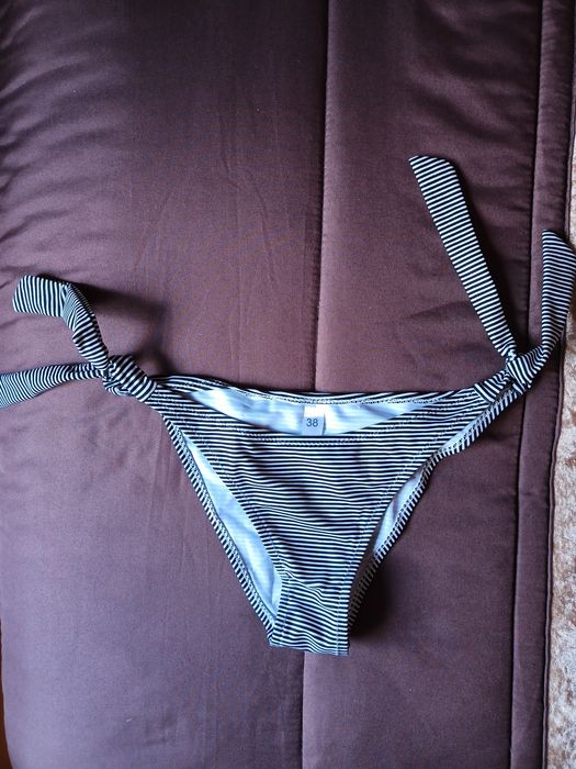 Bikinis variados