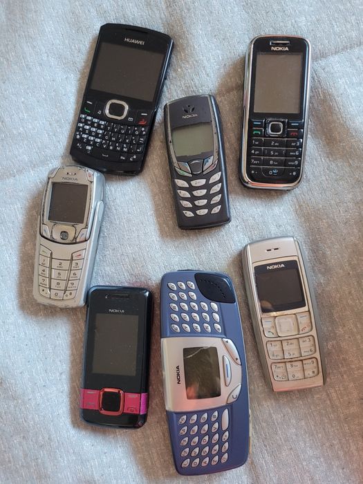 Vendo telemóveis Nokia e um Huawei