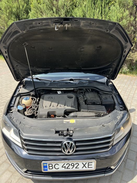 Volkswagen Passat B7 2012 рік