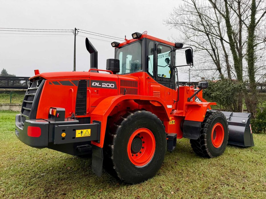 Pá Carregadora de rodas Doosan DL200