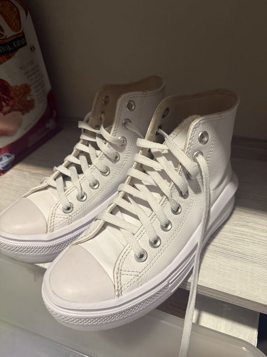 Продам кеди Converse