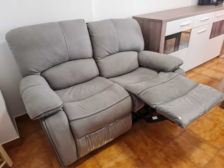 Sofá 2 lugares com assentos extensíveis
