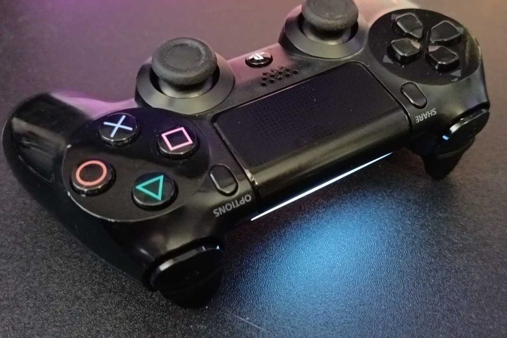 Comando Original PS4 - Preto