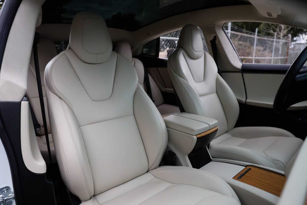 Tesla Model S 100D      2019